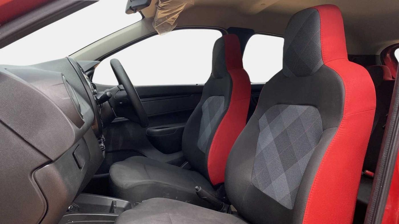 2023 Renault Kwid RXT 1.0 AMT, Petrol, Automatic, 2,856 km, Right Side Front Door Cabin