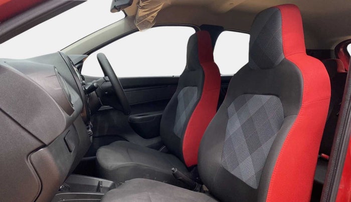 2023 Renault Kwid RXT 1.0 AMT, Petrol, Automatic, 2,856 km, Right Side Front Door Cabin