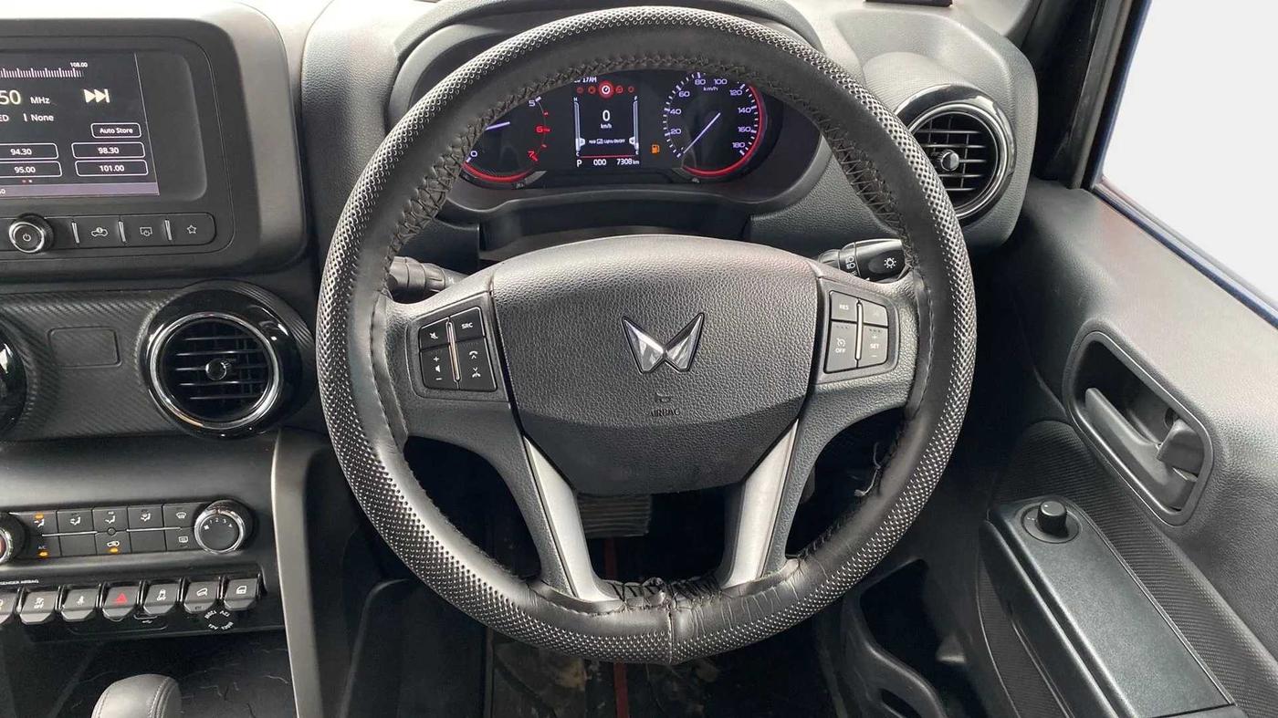 2023 Mahindra Thar LX P 2WD AT HT, Petrol, Automatic, 7,302 km, Steering Wheel Close Up