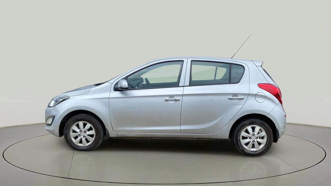 2012 Hyundai i20 ASTA 1.2, Petrol, Manual, 67,977 km, Left Side