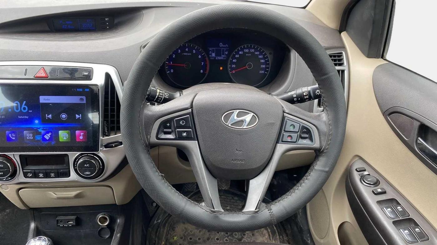 2012 Hyundai i20 ASTA 1.2, Petrol, Manual, 67,977 km, Steering Wheel Close Up