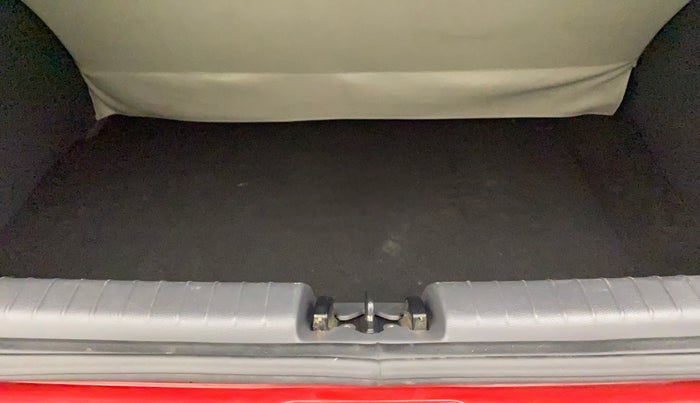 2022 Hyundai GRAND I10 NIOS SPORTZ 1.2 KAPPA VTVT, Petrol, Manual, 24,326 km, Boot Inside