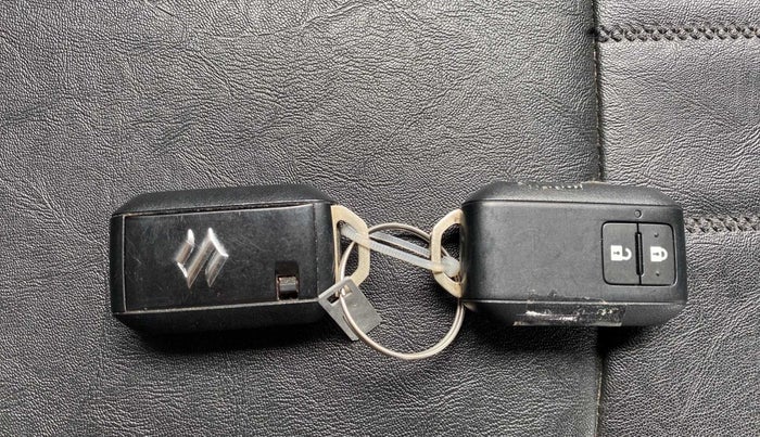 2021 Maruti XL6 ZETA MT, Petrol, Manual, 11,252 km, Key Close Up