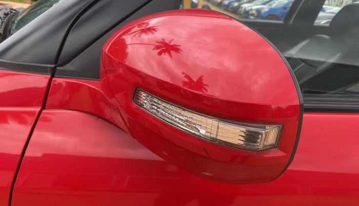 2015 Maruti Swift VXI, Petrol, Manual, 54,321 km, Left rear-view mirror - Mirror motor not working
