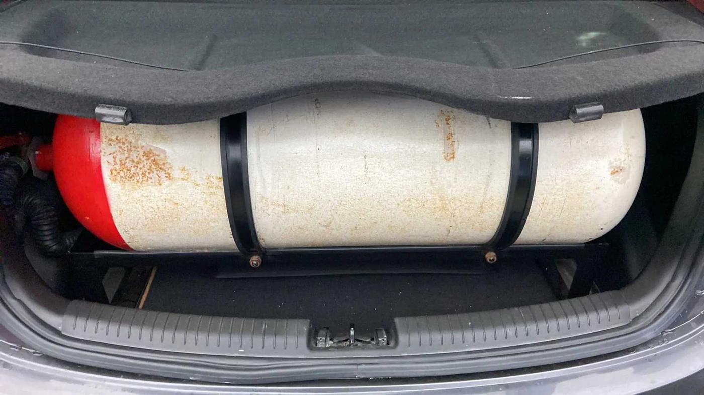 2019 Hyundai Grand i10 SPORTZ 1.2 KAPPA VTVT, CNG, Manual, 36,532 km, Boot Inside