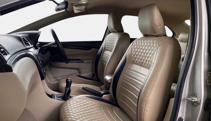 2018 Maruti Ciaz DELTA 1.4 MT PETROL, Petrol, Manual, 43,985 km, Right Side Front Door Cabin