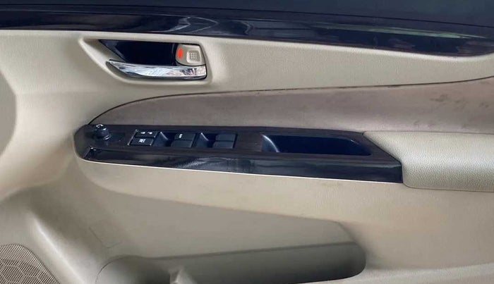 2018 Maruti Ciaz DELTA 1.4 MT PETROL, Petrol, Manual, 43,985 km, Driver Side Door Panels Control
