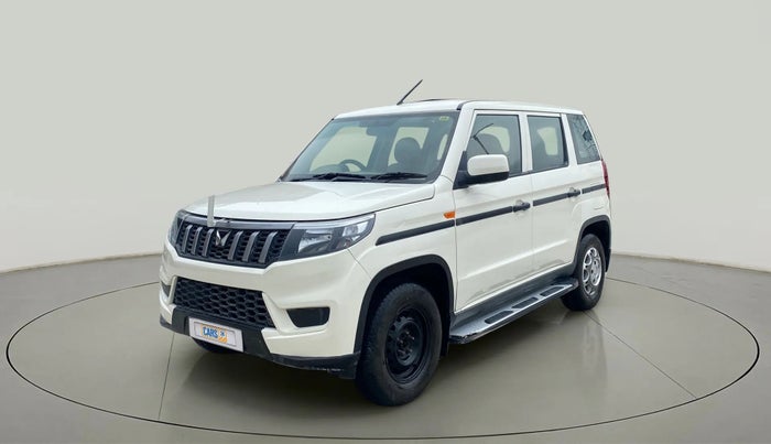 2022 Mahindra BOLERO NEO N 8, Diesel, Manual, 35,482 km, Left Front Diagonal