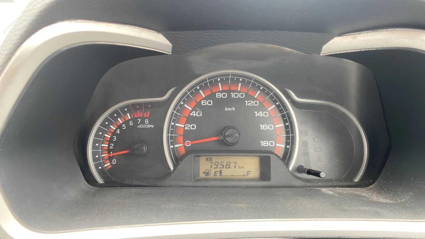2015 Maruti Alto K10 VXI, Petrol, Manual, 84,110 km, Odometer Image