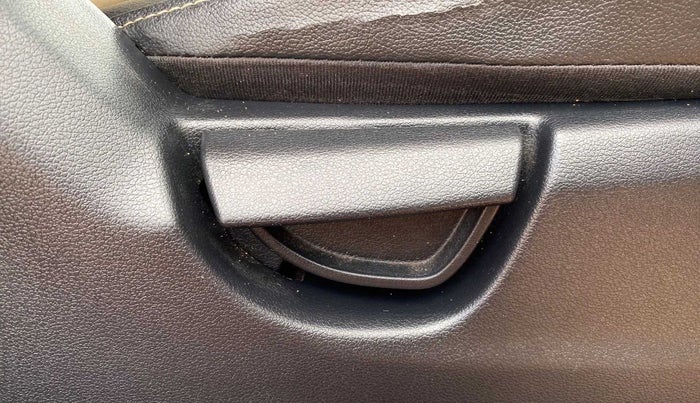 2018 Hyundai NEW SANTRO SPORTZ AMT, Petrol, Automatic, 17,310 km, Driver Side Adjustment Panel