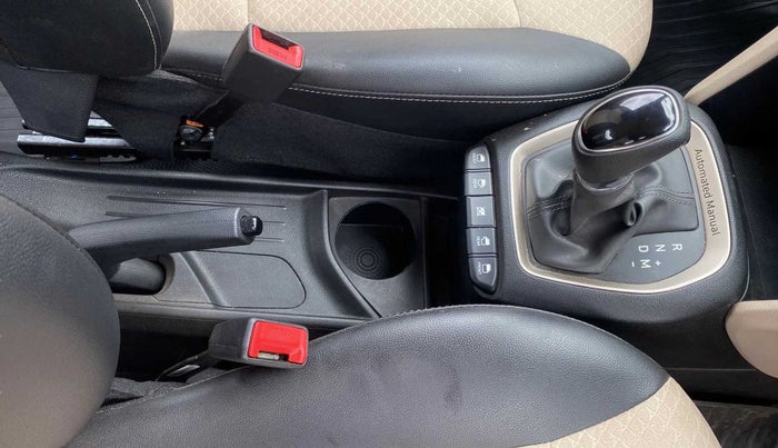 2018 Hyundai NEW SANTRO SPORTZ AMT, Petrol, Automatic, 17,310 km, Gear Lever