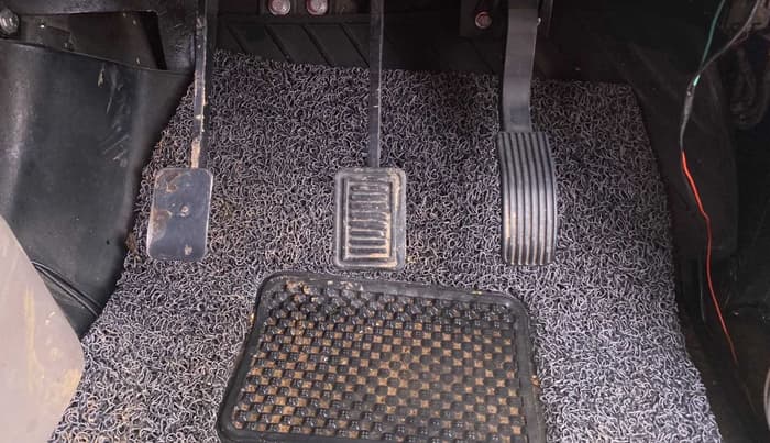 2018 Mahindra Thar CRDE 4X4 AC, Diesel, Manual, 34,302 km, Pedals