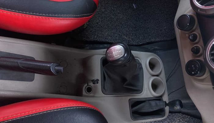 2018 Mahindra Thar CRDE 4X4 AC, Diesel, Manual, 34,302 km, Gear Lever