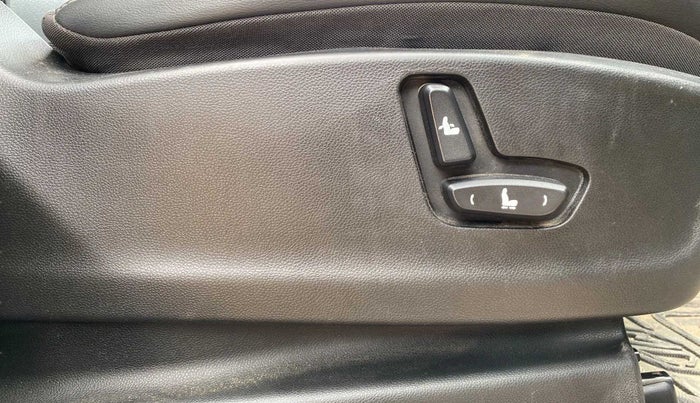 2019 MG HECTOR SHARP 1.5 DCT PETROL, Petrol, Automatic, 62,238 km, Driver Side Adjustment Panel
