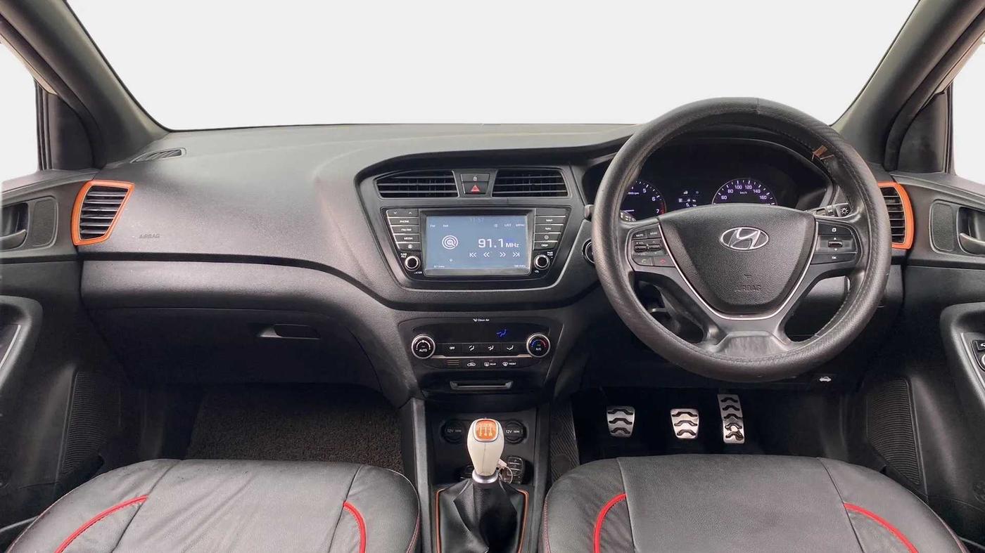 2016 Hyundai i20 Active 1.2 SX, Petrol, Manual, 72,696 km, Dashboard