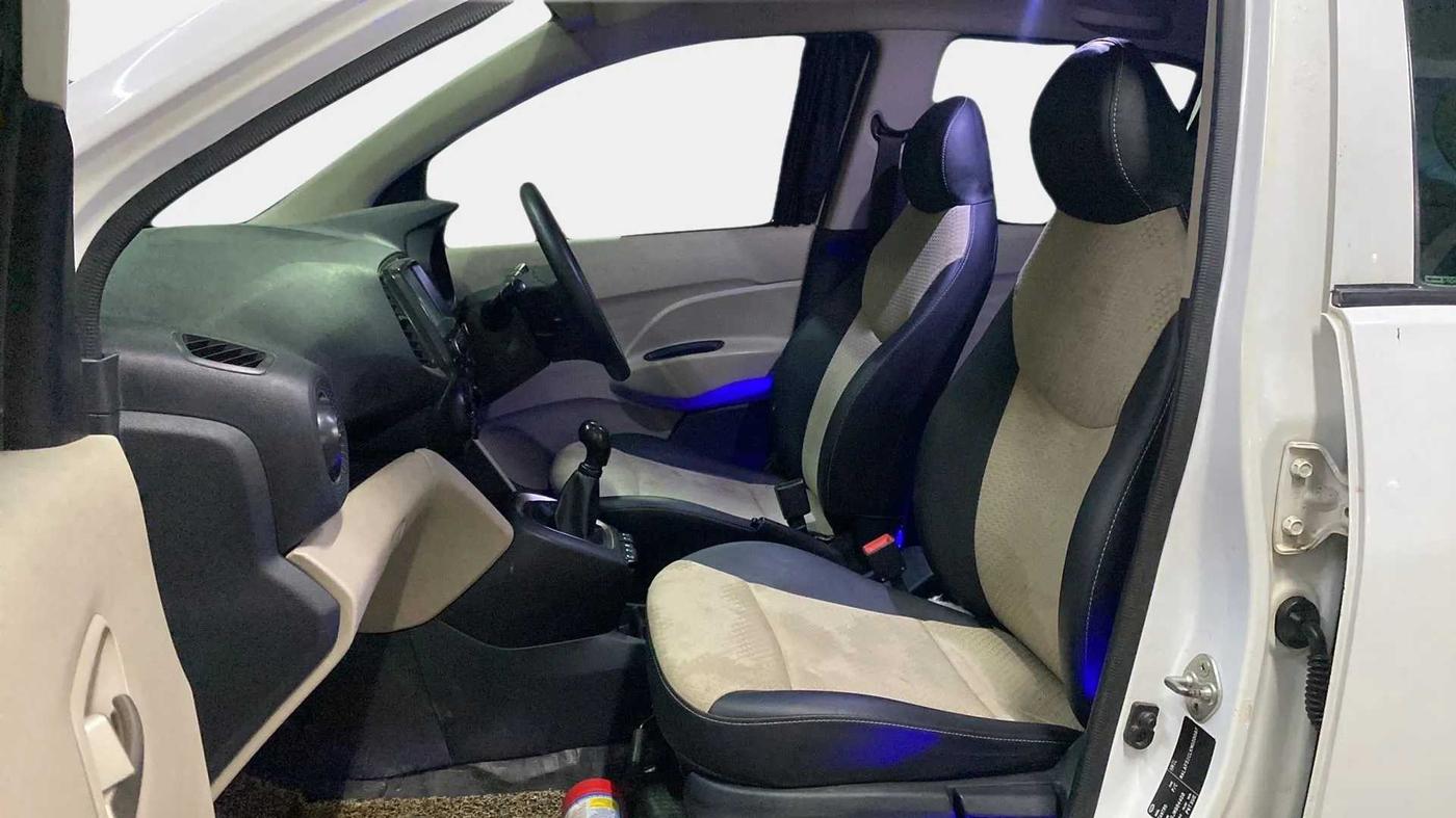 2019 Hyundai NEW SANTRO SPORTZ CNG, CNG, Manual, 74,267 km, Right Side Front Door Cabin