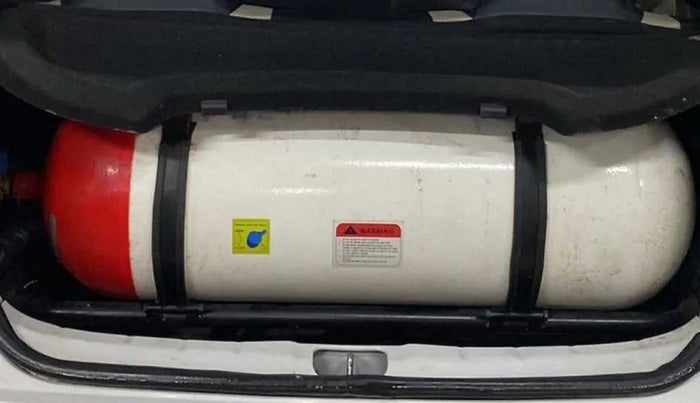 2019 Hyundai NEW SANTRO SPORTZ CNG, CNG, Manual, 74,267 km, Boot Inside