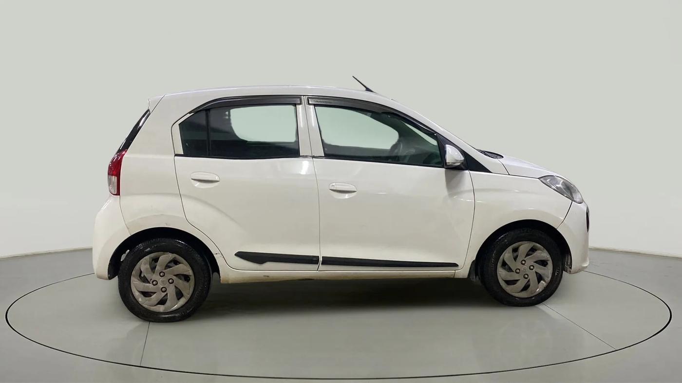 2019 Hyundai NEW SANTRO SPORTZ CNG, CNG, Manual, 74,267 km, Right Side View