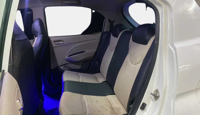 2019 Hyundai NEW SANTRO SPORTZ CNG, CNG, Manual, 74,267 km, Right Side Rear Door Cabin