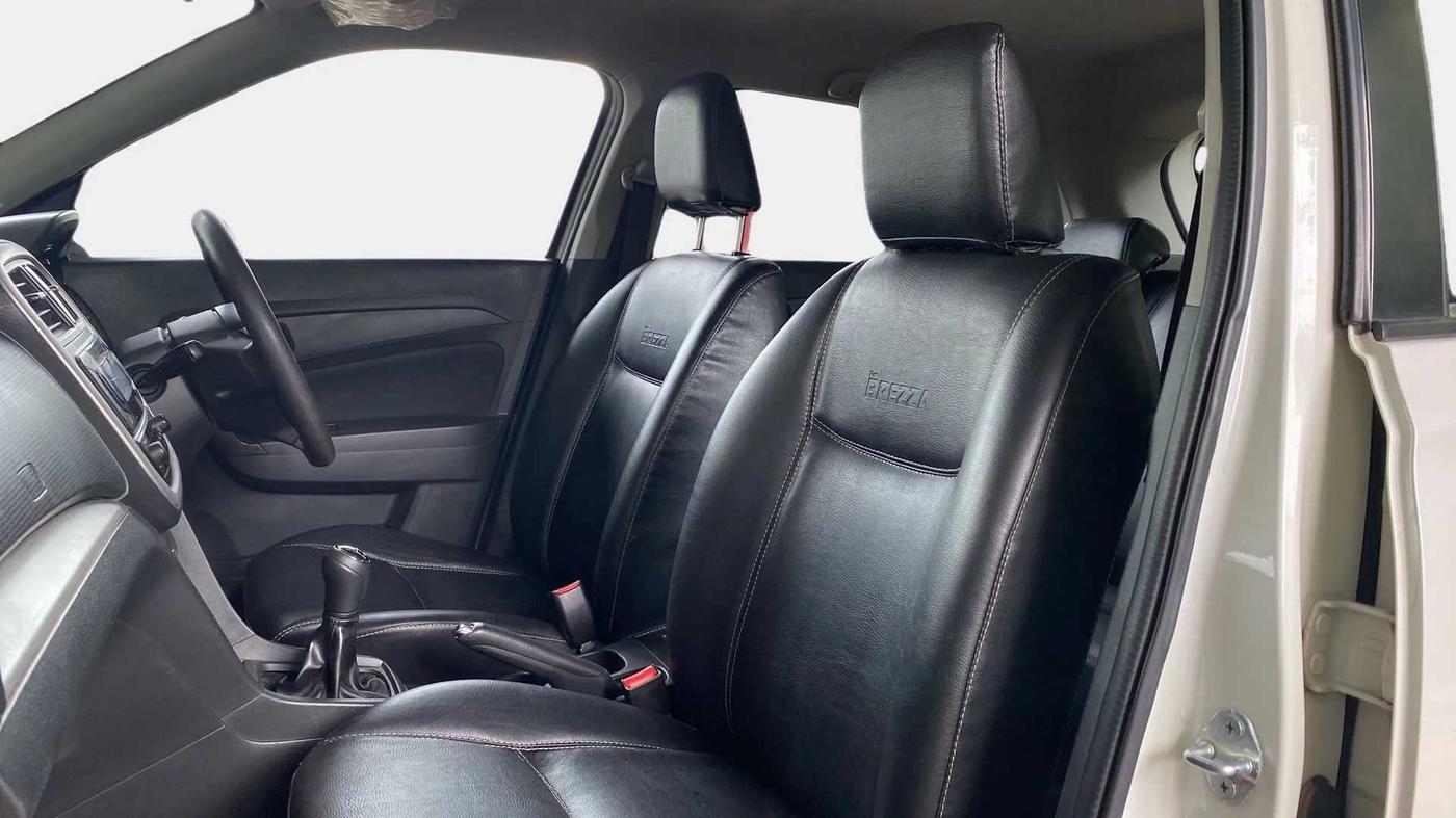 2016 Maruti Vitara Brezza VDI (O), Diesel, Manual, 97,237 km, Right Side Front Door Cabin