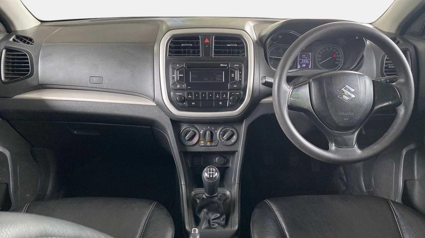 2016 Maruti Vitara Brezza VDI (O), Diesel, Manual, 97,237 km, Dashboard