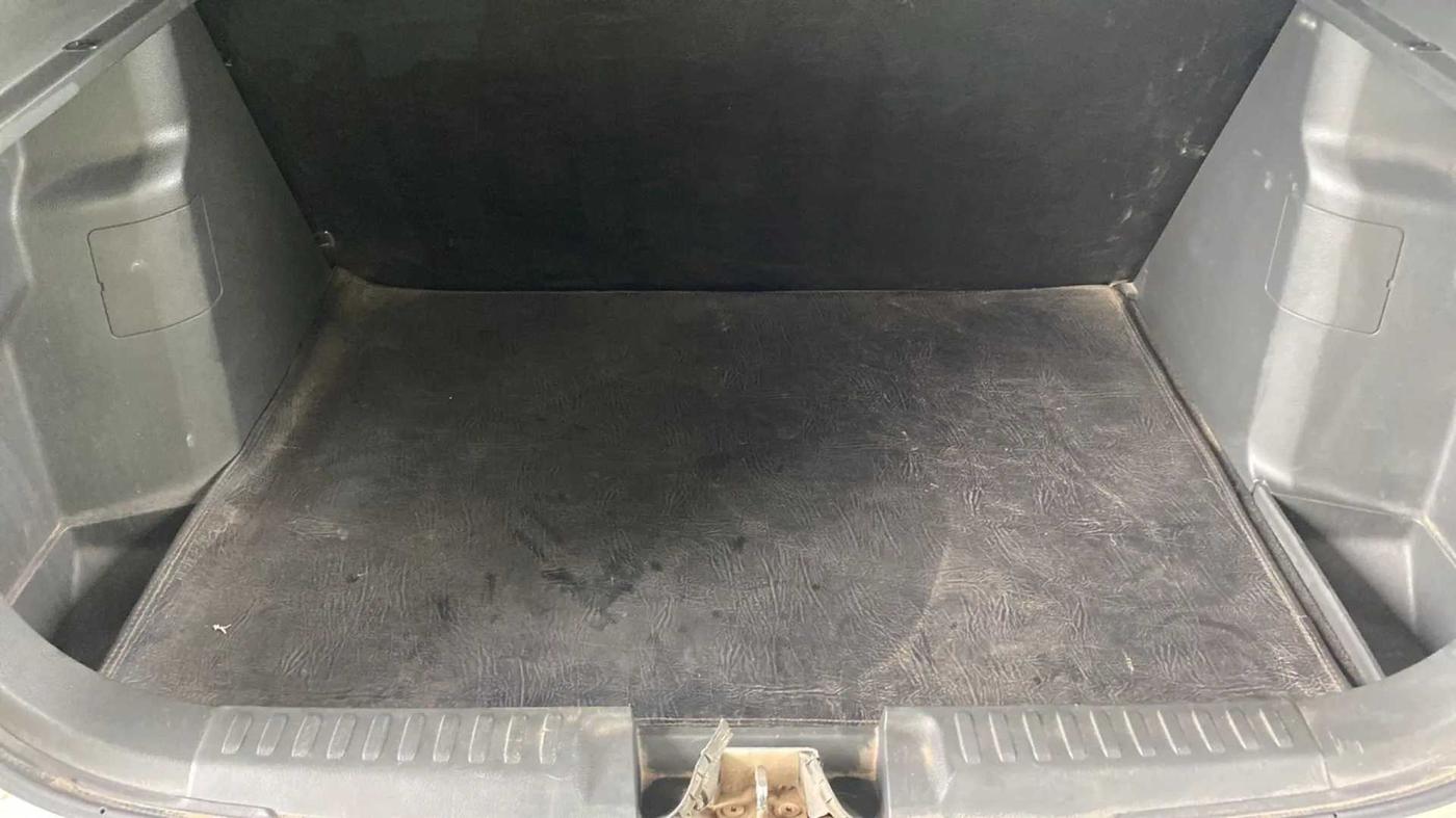 2016 Maruti Vitara Brezza VDI (O), Diesel, Manual, 97,237 km, Boot Inside