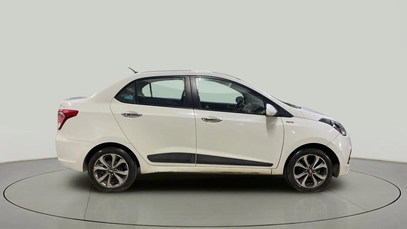 2014 Hyundai Xcent SX AT 1.2 (O), Petrol, Automatic, 25,787 km, Right Side View