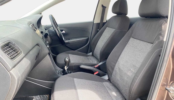 2016 Volkswagen Polo COMFORTLINE 1.2L, Petrol, Manual, 92,323 km, Right Side Front Door Cabin