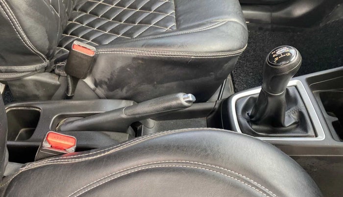 2021 Maruti Swift VXI, Petrol, Manual, 21,434 km, Gear Lever