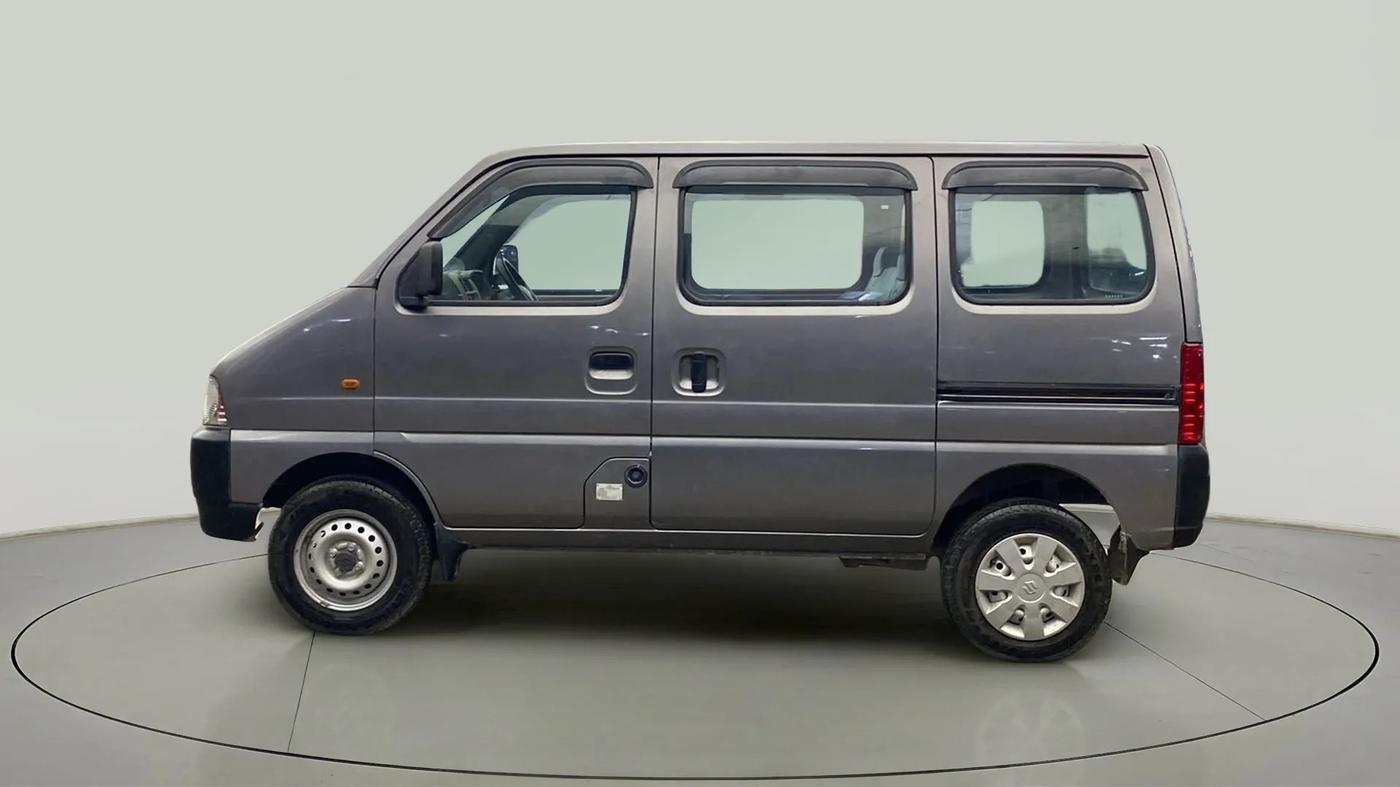 2022 Maruti Eeco 5 STR AC CNG, CNG, Manual, 7,858 km, Left Side