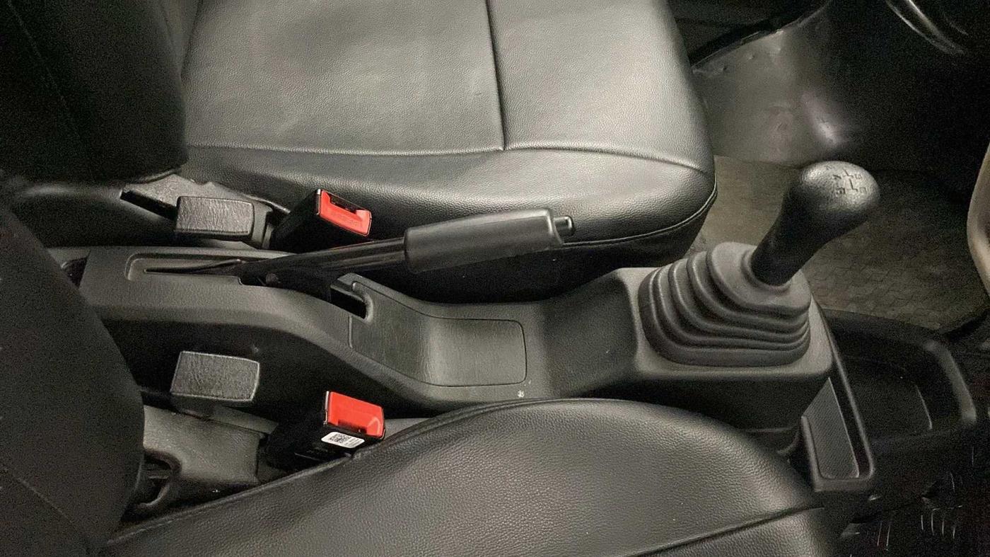 2022 Maruti Eeco 5 STR AC CNG, CNG, Manual, 7,858 km, Gear Lever