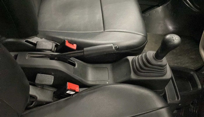 2022 Maruti Eeco 5 STR AC CNG, CNG, Manual, 7,858 km, Gear Lever
