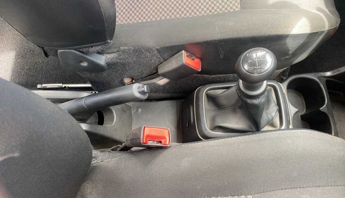 2019 Maruti S PRESSO VXI, Petrol, Manual, 25,604 km, Gear Lever