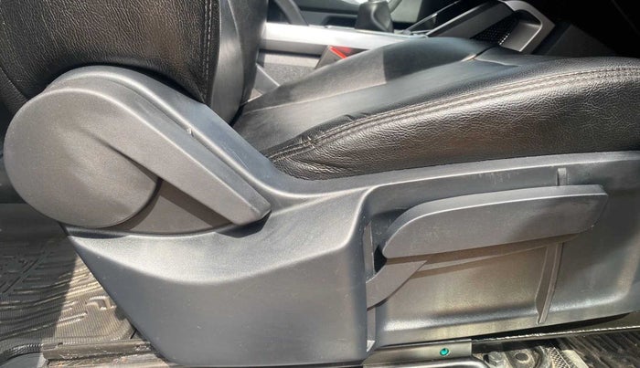 2020 Tata Harrier XT 2.0L KRYOTEC, Diesel, Manual, 20,426 km, Driver Side Adjustment Panel