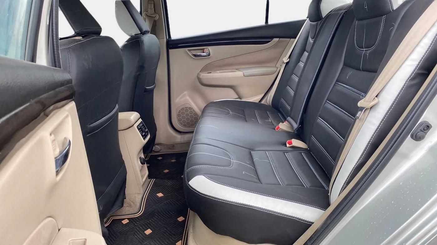 2018 Maruti Ciaz SIGMA 1.4 MT PETROL, Petrol, Manual, 51,795 km, Right Side Rear Door Cabin