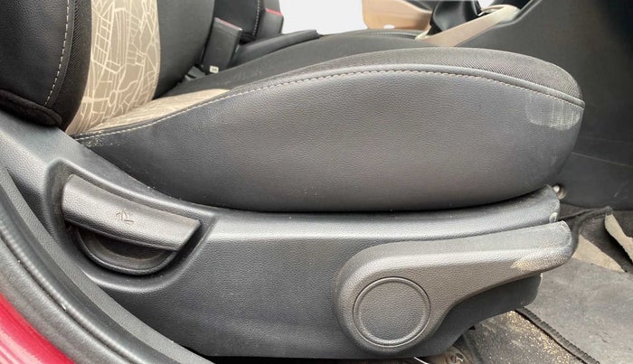 2016 Hyundai Grand i10 ASTA (O) 1.2 KAPPA VTVT, Petrol, Manual, 69,383 km, Driver Side Adjustment Panel