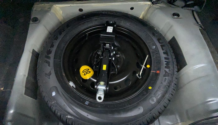 2021 Tata Tiago XT PETROL, Petrol, Manual, 13,447 km, Dicky (Boot door) - Tool missing