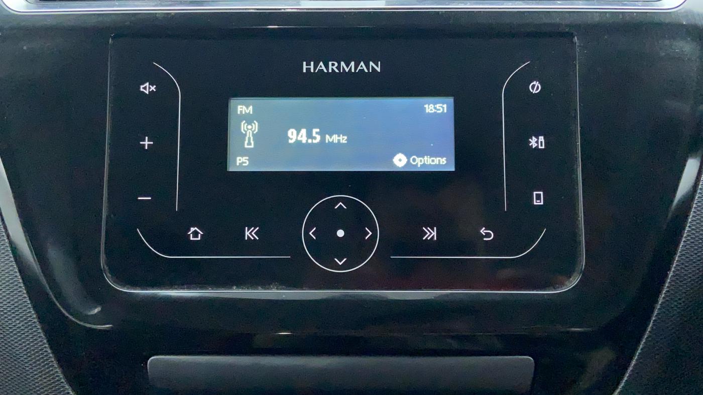 2021 Tata Tiago XT PETROL, Petrol, Manual, 13,447 km, Infotainment System