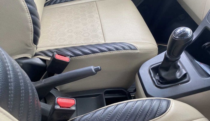 2019 Maruti New Wagon-R LXI CNG (O) 1.0, CNG, Manual, 52,513 km, Gear Lever