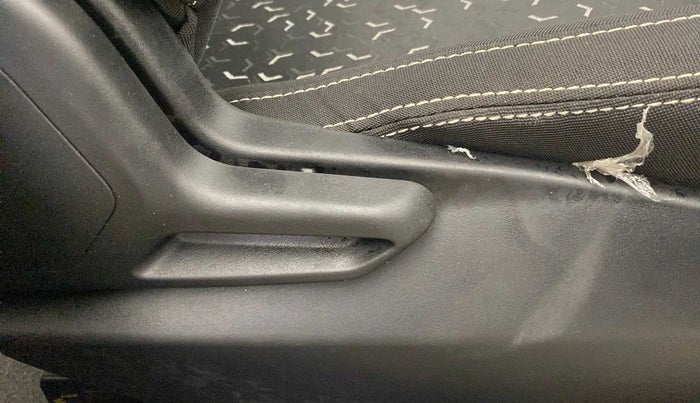 2022 Tata Tiago XT (O) PETROL, Petrol, Manual, 7,821 km, Driver Side Adjustment Panel