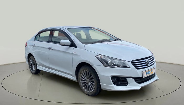 2016 Maruti Ciaz ZXI+, Petrol, Manual, 68,353 km, Right Front Diagonal