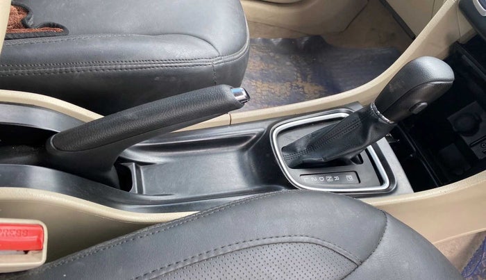 2018 Maruti Ciaz ZETA 1.4  AT PETROL, Petrol, Automatic, 39,134 km, Gear Lever