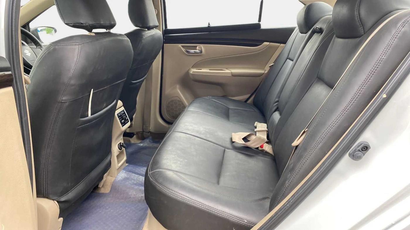2018 Maruti Ciaz ZETA 1.4  AT PETROL, Petrol, Automatic, 39,134 km, Right Side Rear Door Cabin