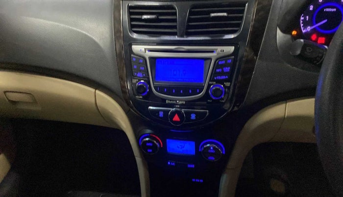 2012 Hyundai Verna FLUIDIC 1.6 VTVT SX, Petrol, Manual, 45,622 km, Infotainment system - Reverse Camera Display Blurred