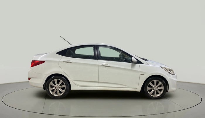 2012 Hyundai Verna FLUIDIC 1.6 VTVT SX, Petrol, Manual, 45,622 km, Right Side View
