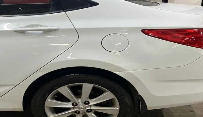2012 Hyundai Verna FLUIDIC 1.6 VTVT SX, Petrol, Manual, 45,622 km, Left quarter panel - Slightly dented