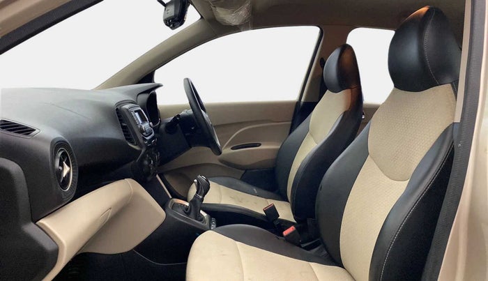 2018 Hyundai NEW SANTRO MAGNA AMT, Petrol, Automatic, 22,840 km, Right Side Front Door Cabin