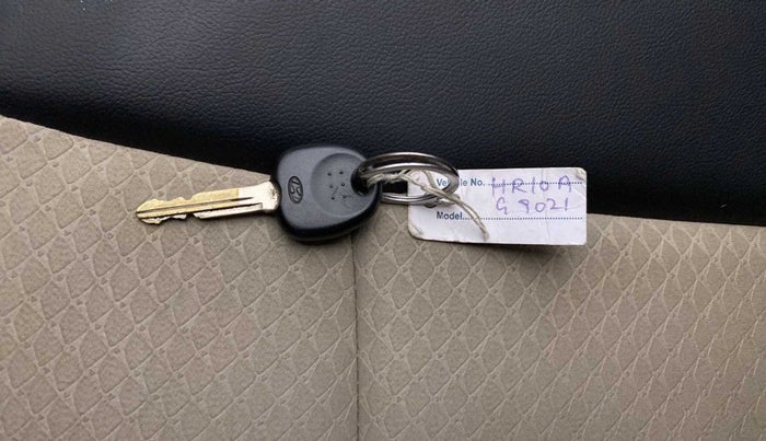 2018 Hyundai NEW SANTRO MAGNA AMT, Petrol, Automatic, 22,840 km, Key Close Up