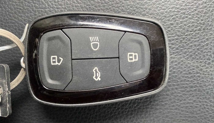 2023 Tata NEXON XZ PLUS PETROL SUNROOF, Petrol, Manual, 20,306 km, Key Close Up