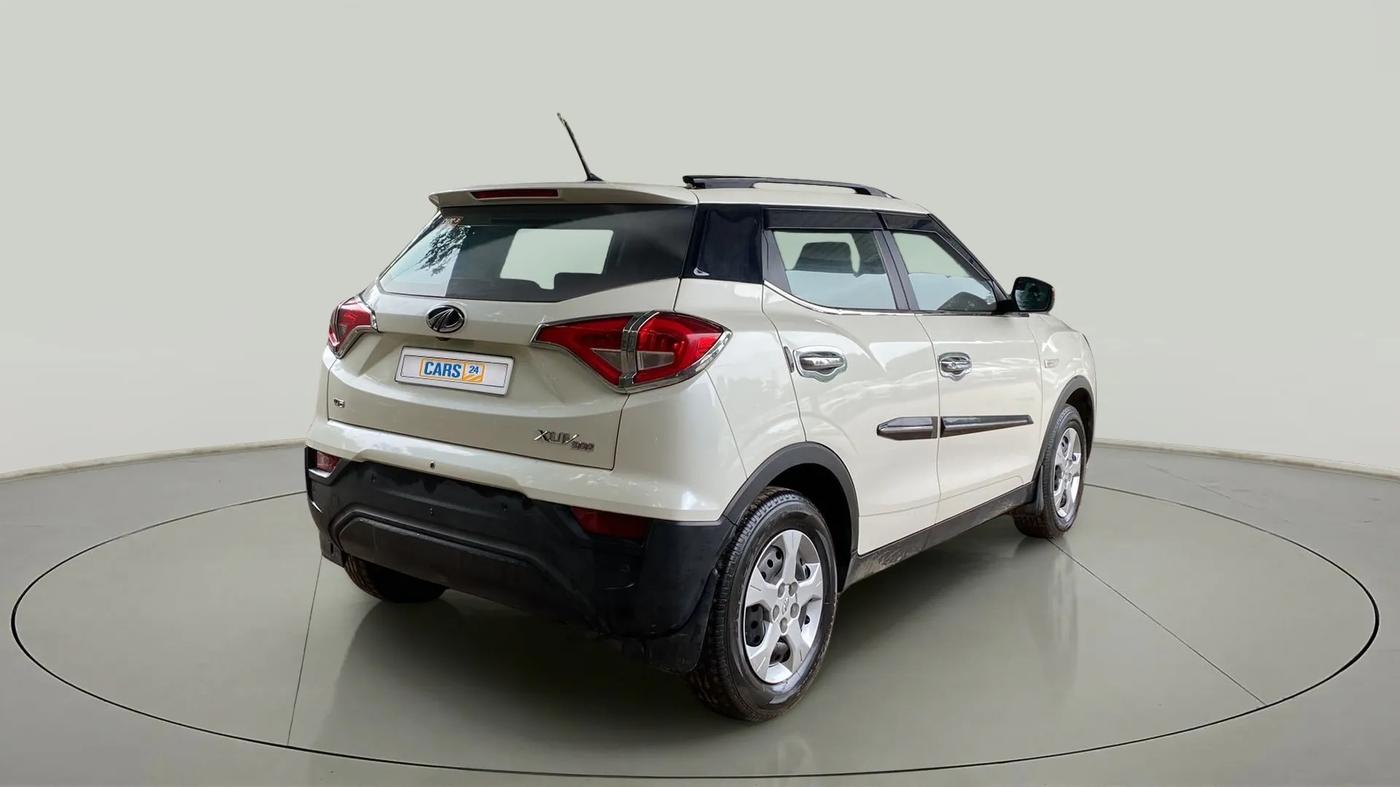 2021 Mahindra XUV300 W6 1.5 DIESEL, Diesel, Manual, 40,159 km, Right Back Diagonal